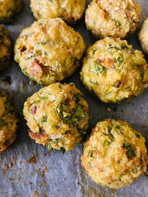 Oven- Baked Bread Balls with Celery Leaf