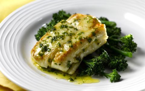 Pan-Fried White Fish with Lemon & Herb Butter Sauce