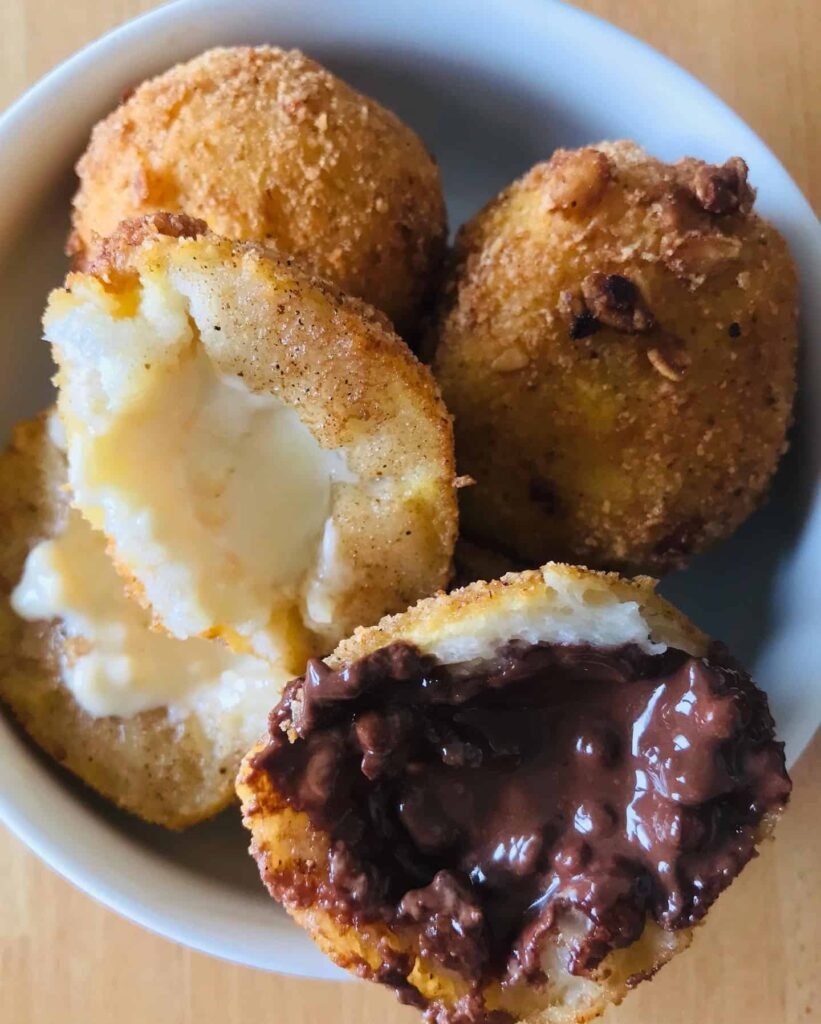 Chocolate Filled Fried Bread Balls