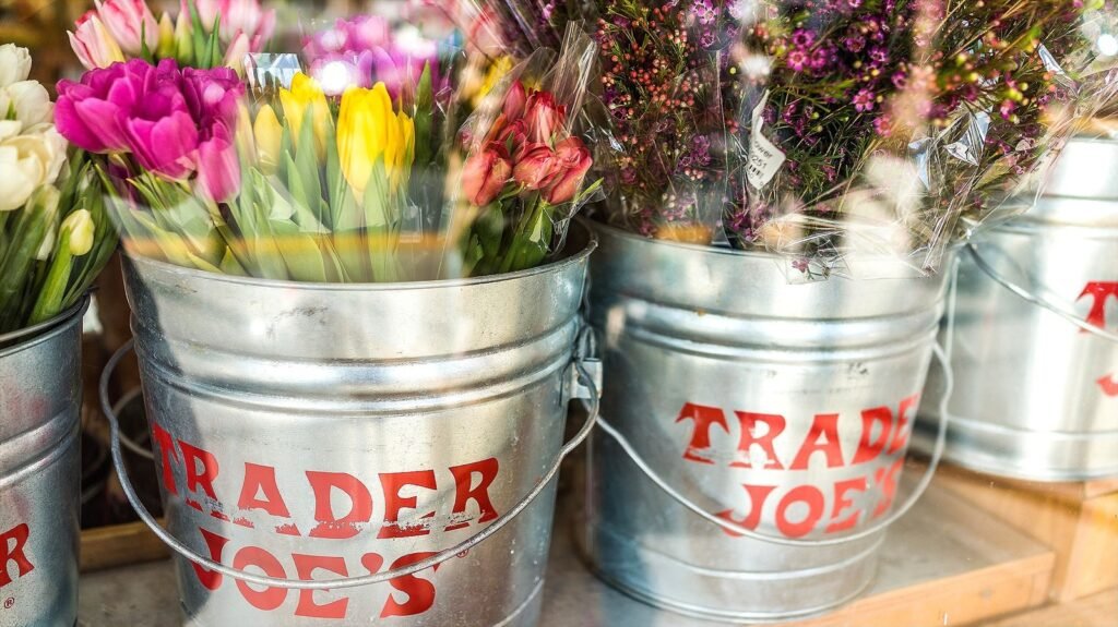 How Fresh Are The Flowers At Trader Joe's? (Plus The Best Day To Buy Them)
